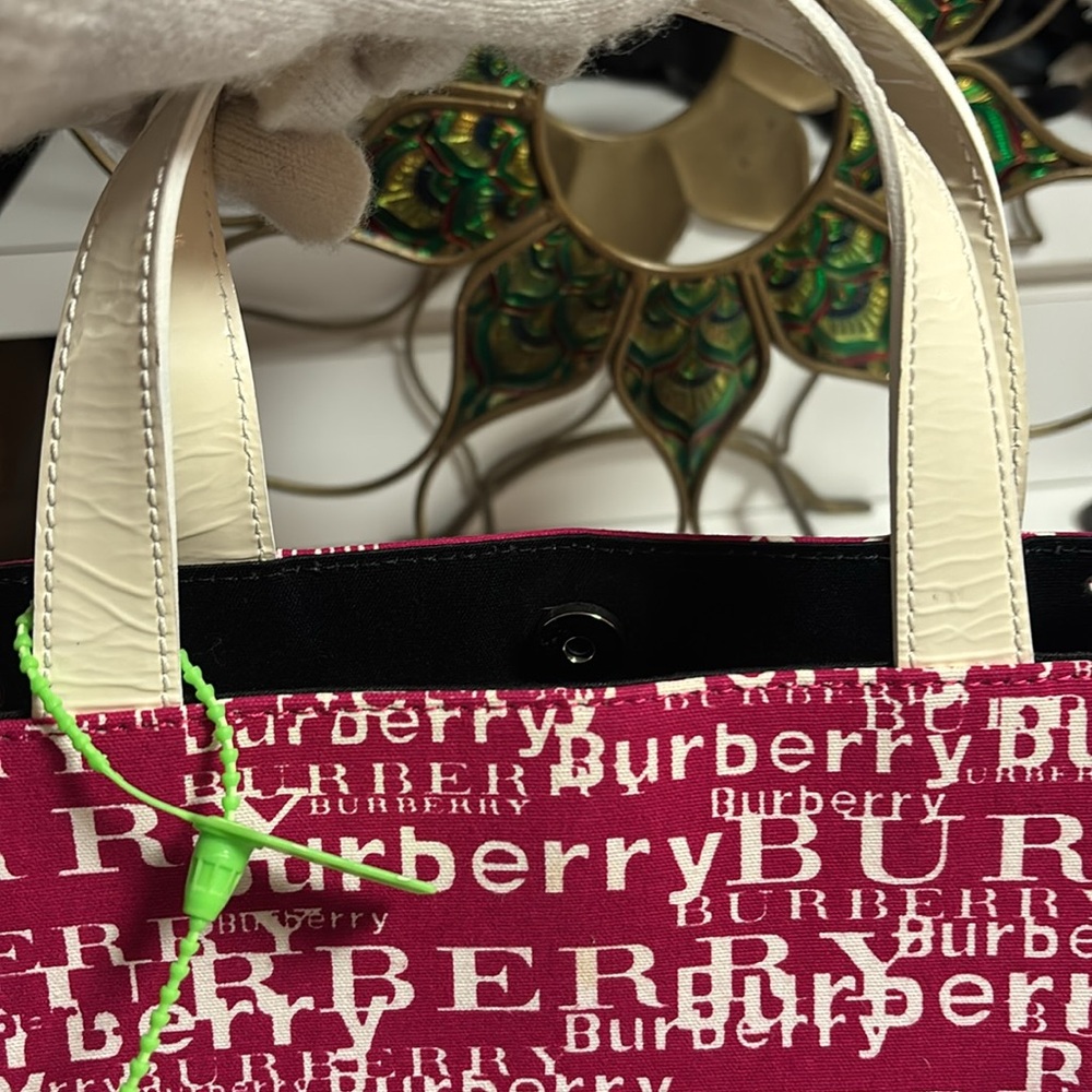AUTHENTIC RARE BURBERRY LONDON HANDBAG - Picture 15 of 15